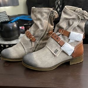 New tan and brown moto boots